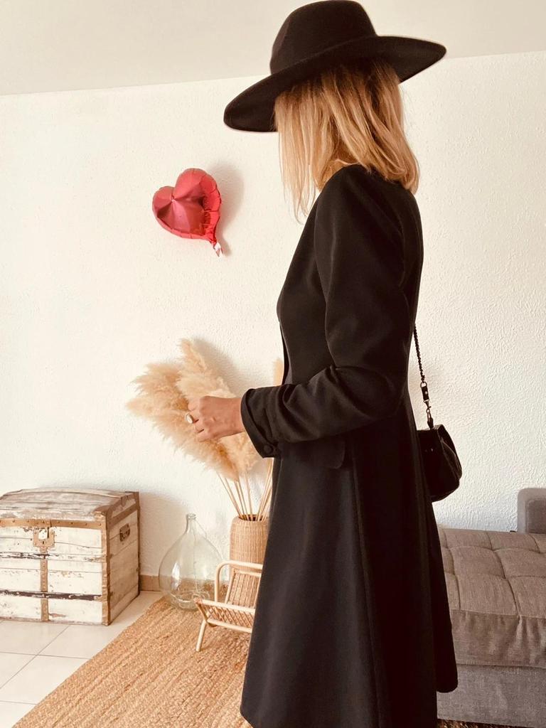 Robe Gerard Darel vintage noire boutonnée mi-longue - taille 40