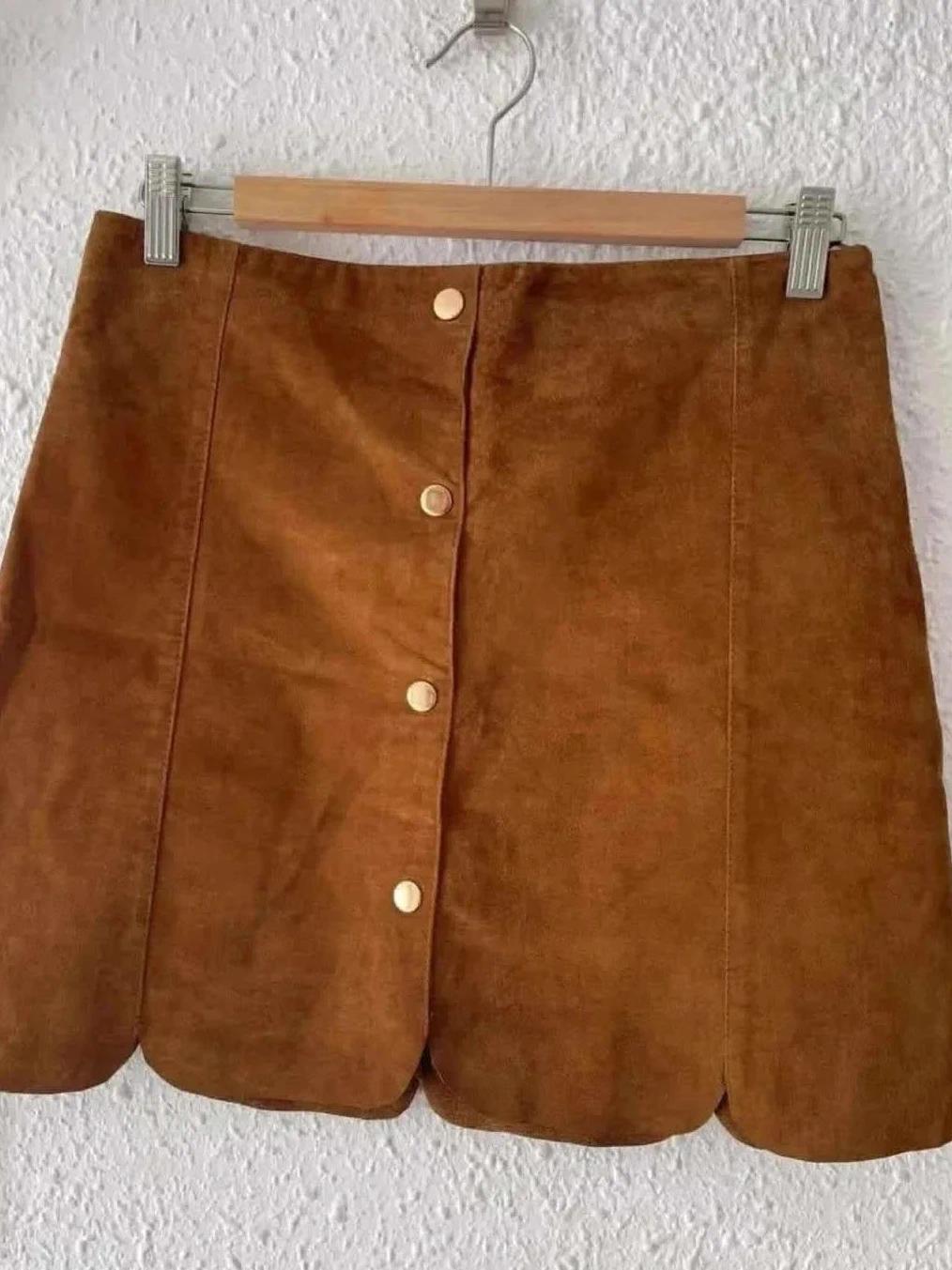 Jupe neuve en cuir véritable Mango, taille 36