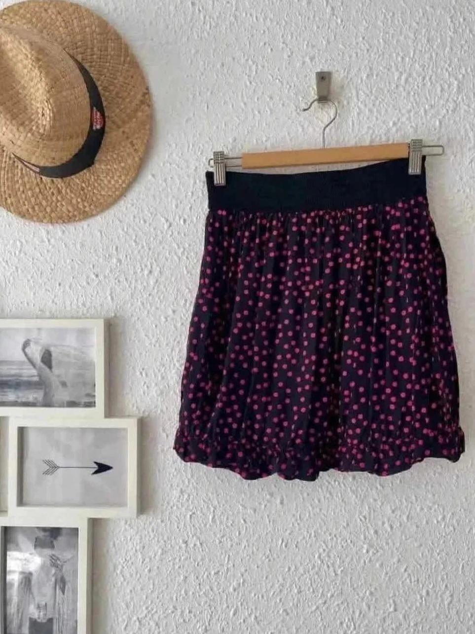 Jupe en soie noire à pois fuchsia Sandro – Taille 1
