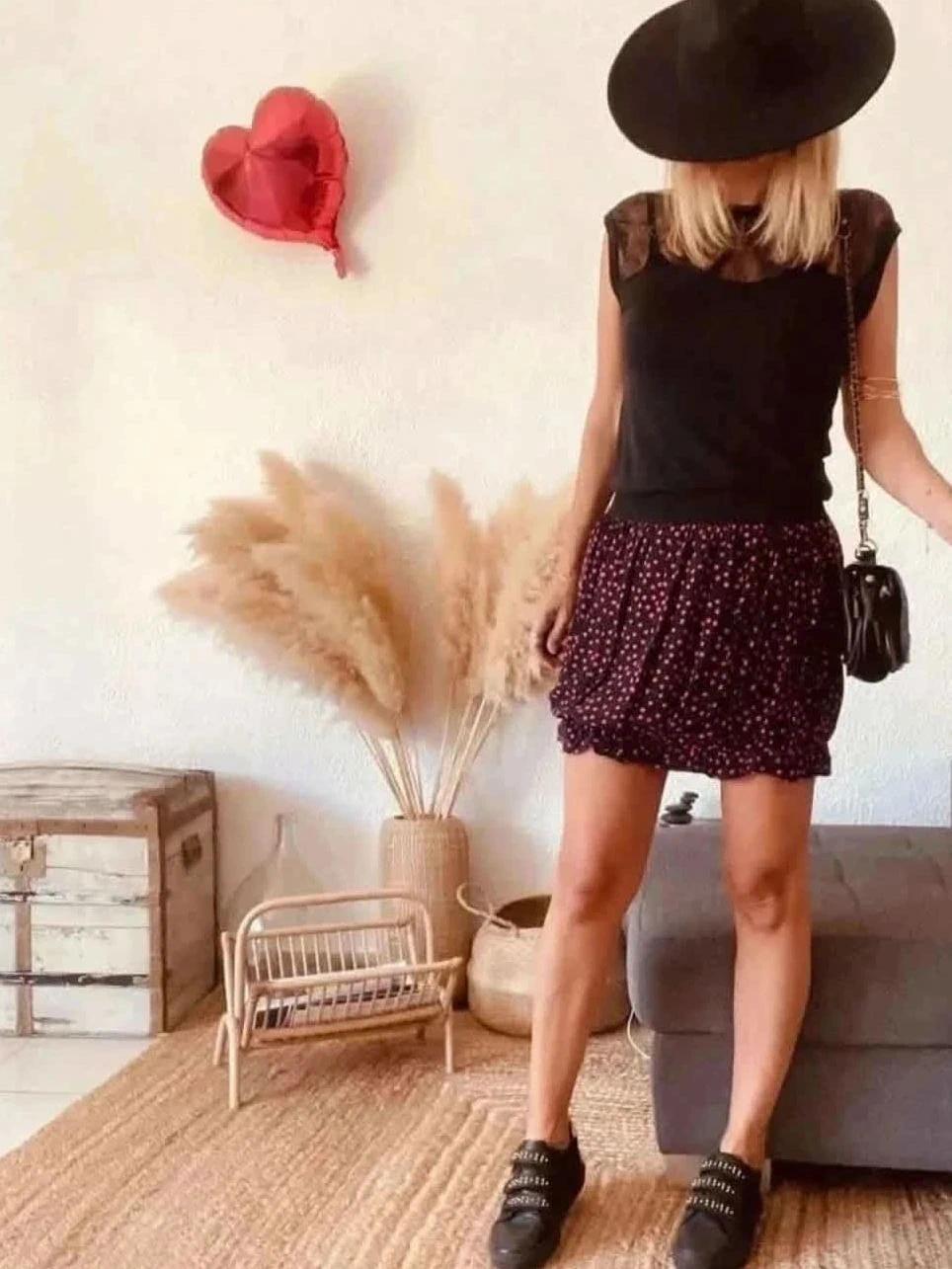 Jupe en soie noire à pois fuchsia Sandro – Taille 1