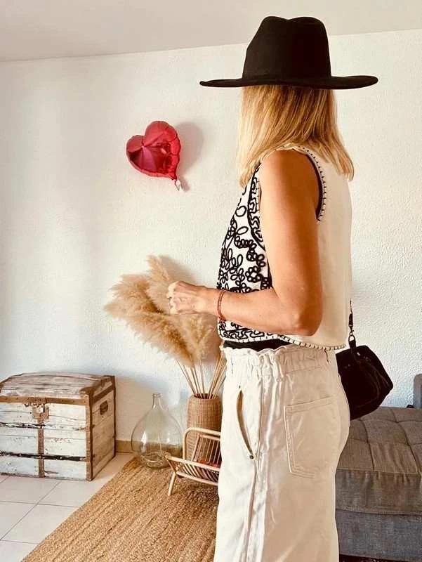 Gilet Zara broderies cord noir sur écru - taille M