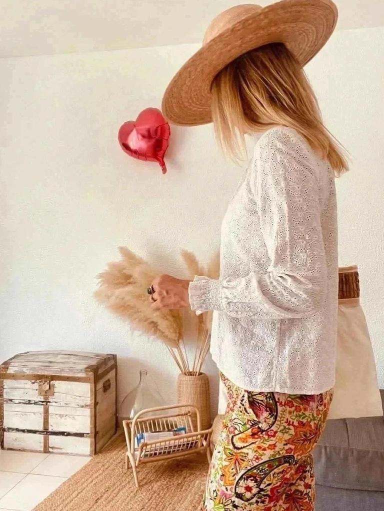 Blouse brodée blanc cassé Sézane – Taille 36