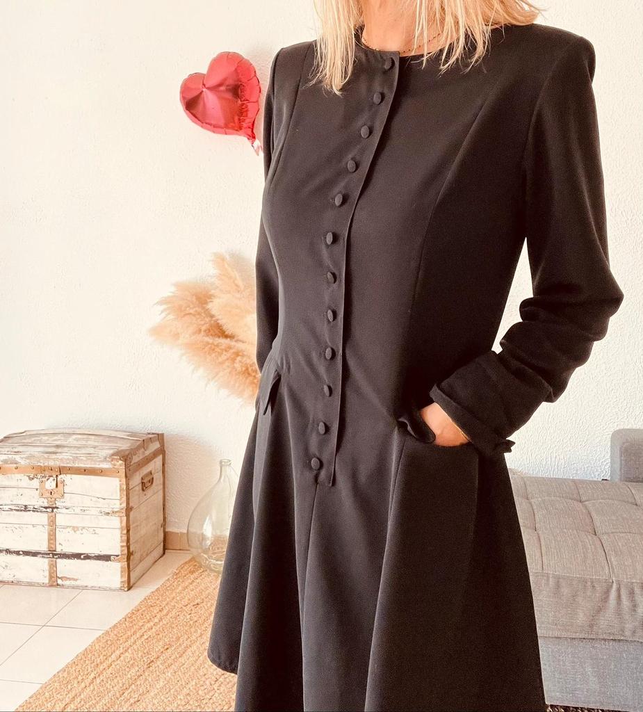Robe Gerard Darel vintage noire boutonnée mi-longue - taille 40