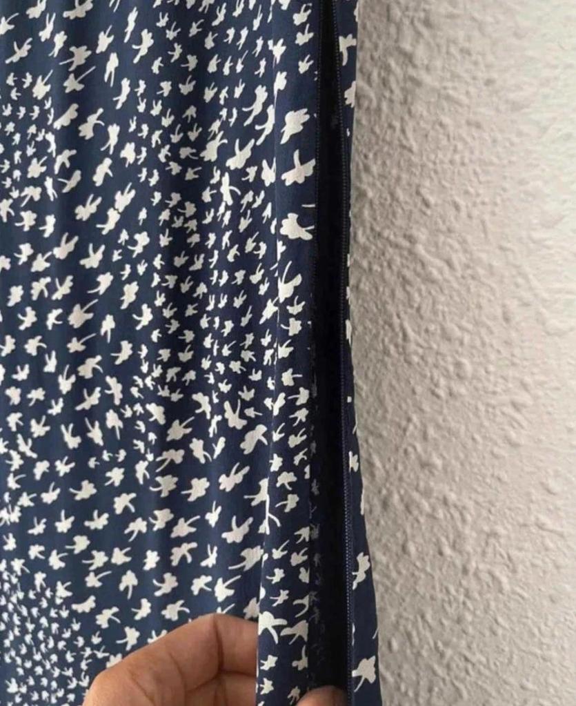 Robe bleu marine La Fée Maraboutée – Taille 36 -b-250811-4112