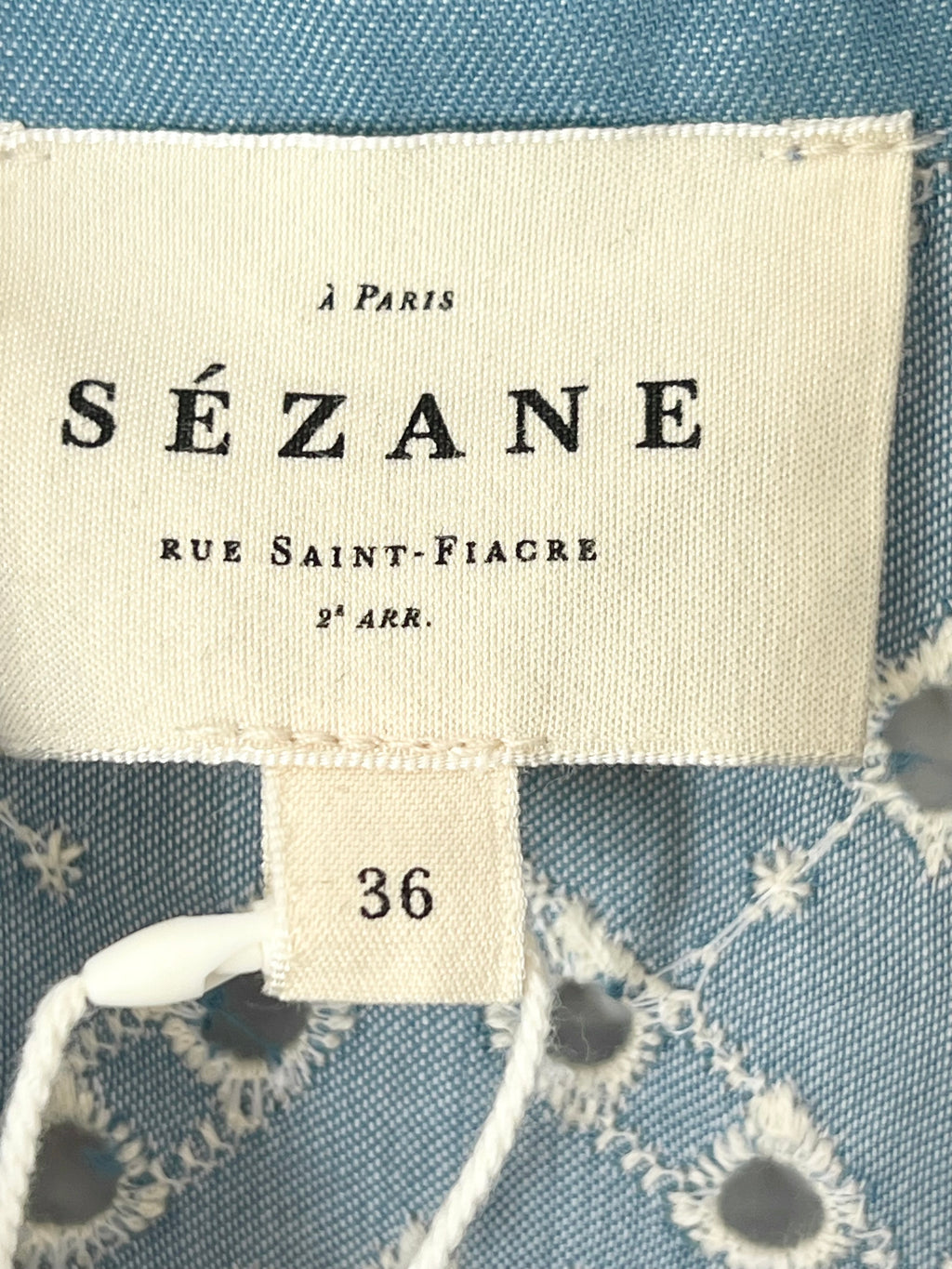 Chemise broderie anglaise sans manches bleue Sézane – Taille 36