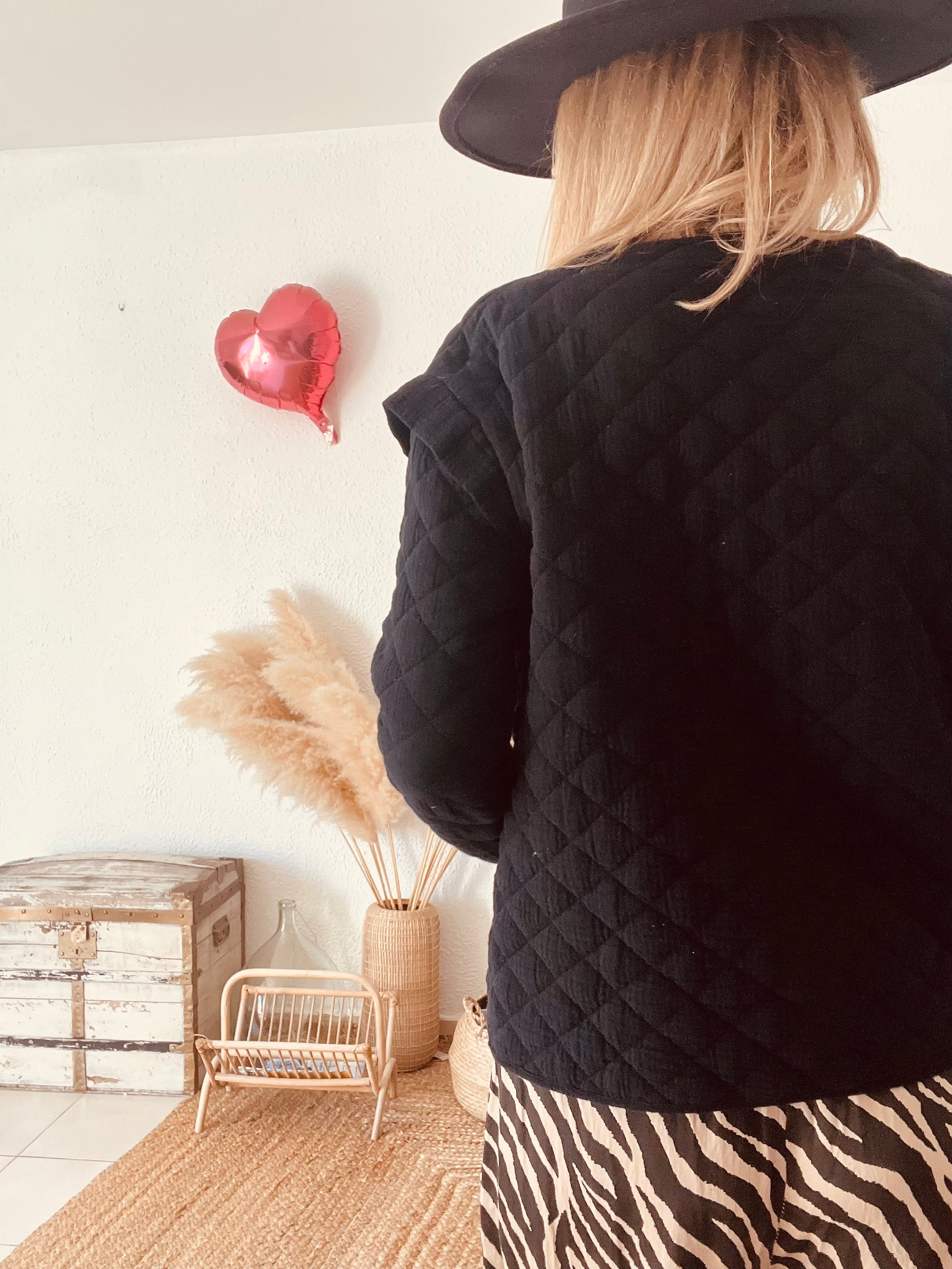 Veste matelassée col V noire seven/august – Taille S