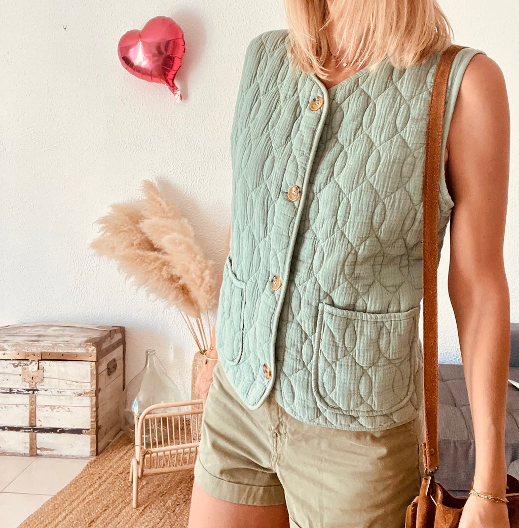 Gilet matelassé sans manches vert sauge Johanna Paris – Taille 38