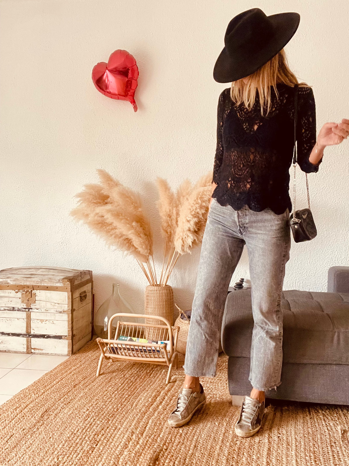 Blouse dentelle ajourée noire Zara