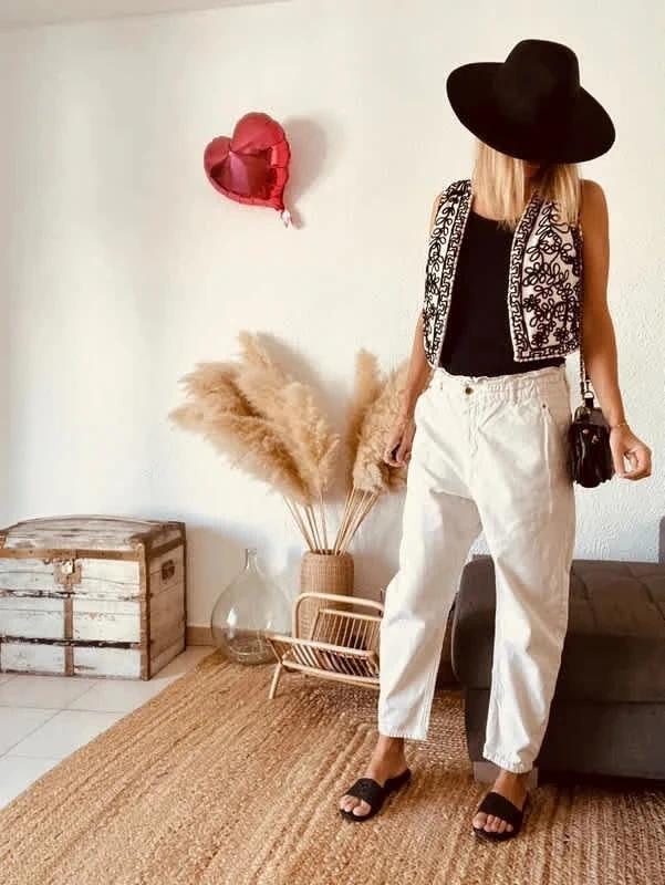 Gilet Zara broderies cord noir sur écru - taille M