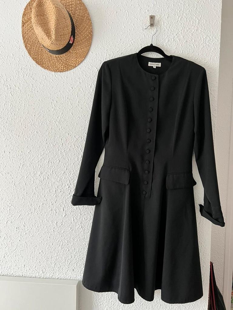 Robe Gerard Darel vintage noire boutonnée mi-longue - taille 40
