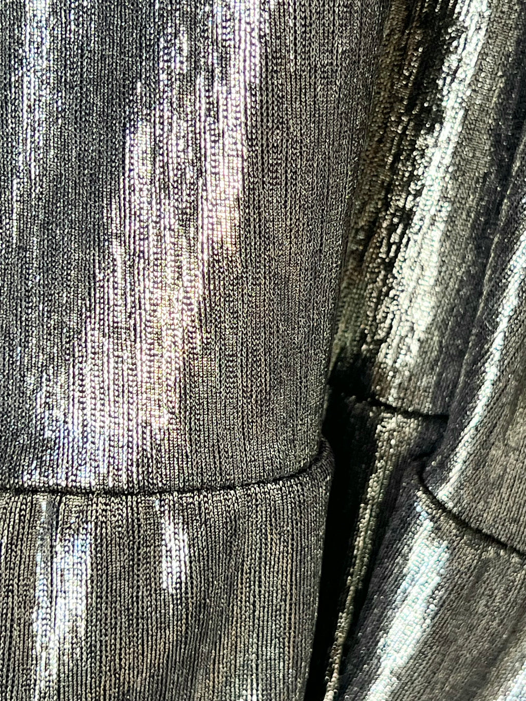 Robe longue métallisée dos nu Holly & Joey – Taille 38
