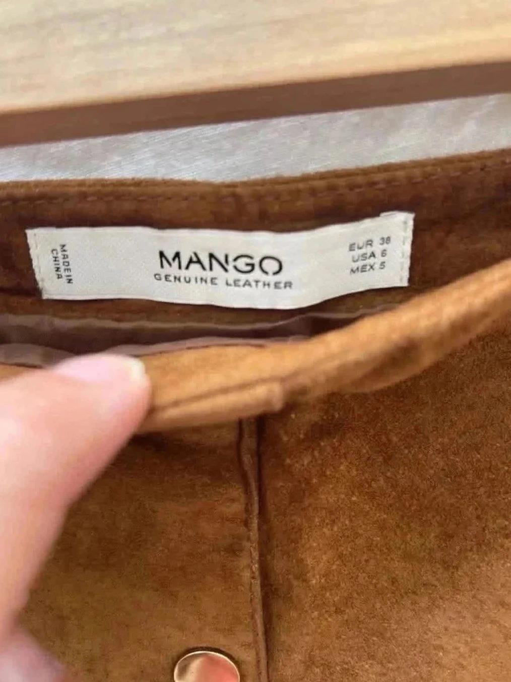 Jupe neuve en cuir véritable Mango, taille 36