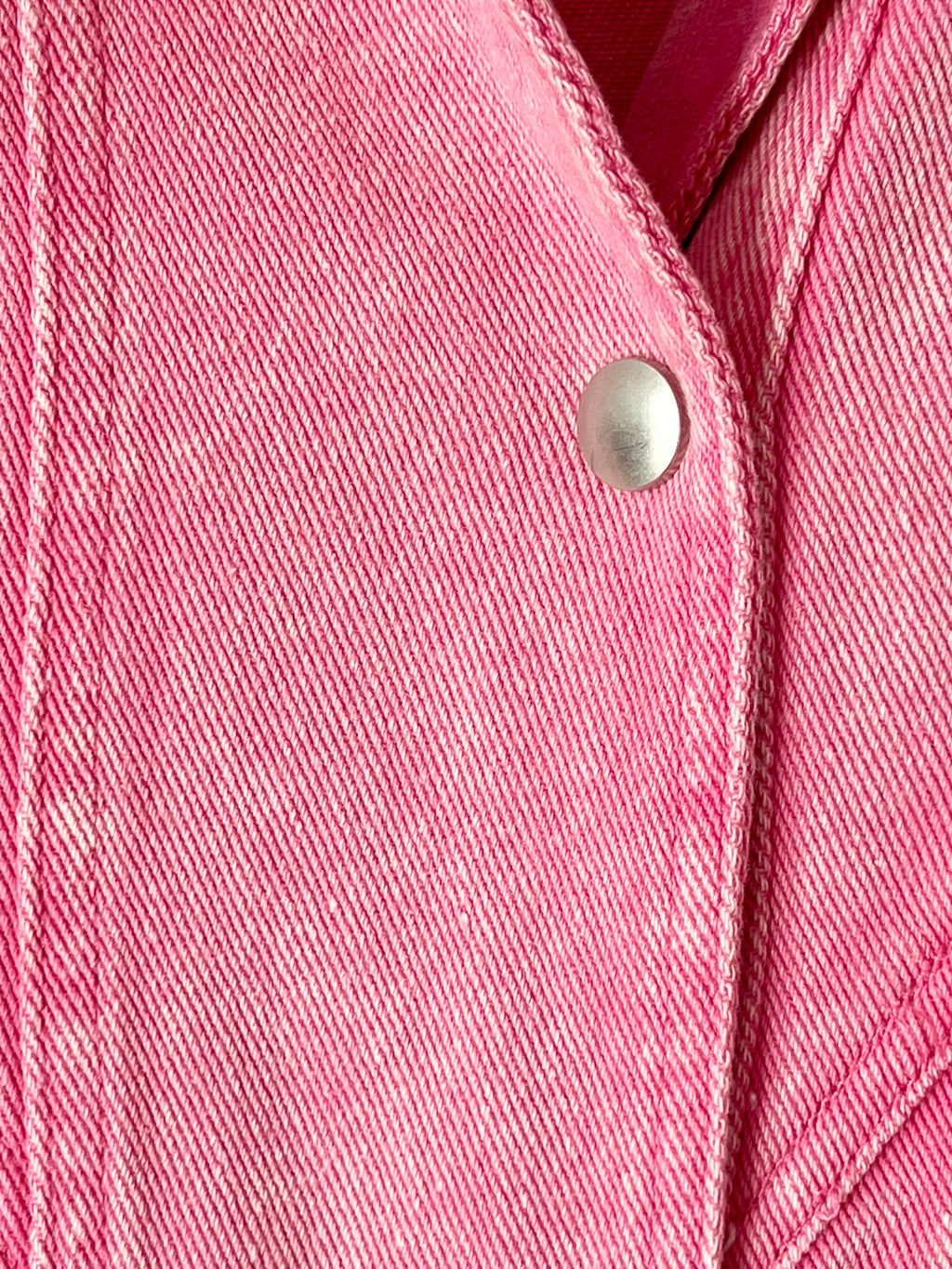 Titre : Gilet en jean rose délavé Ciminy Paris – Taille M