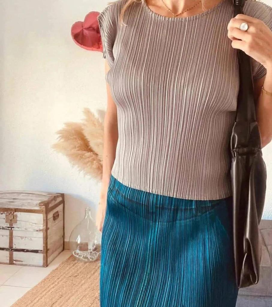 Jupe plissée bleue Pleats Please Issey Miyake – Taille 3/ 38