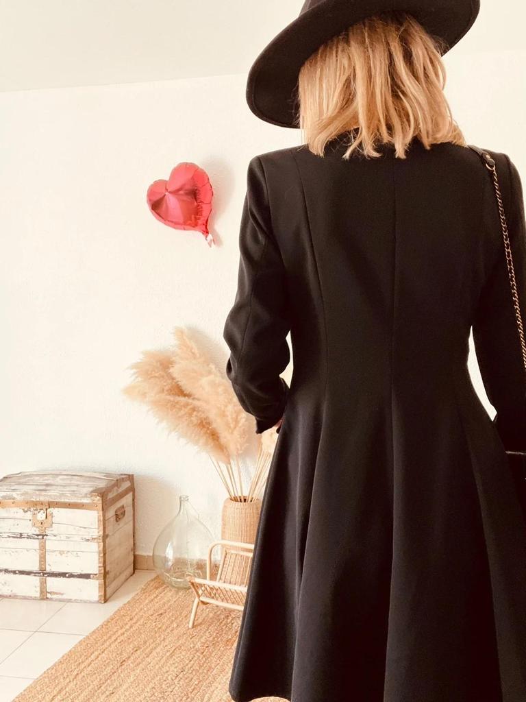 Robe Gerard Darel vintage noire boutonnée mi-longue - taille 40