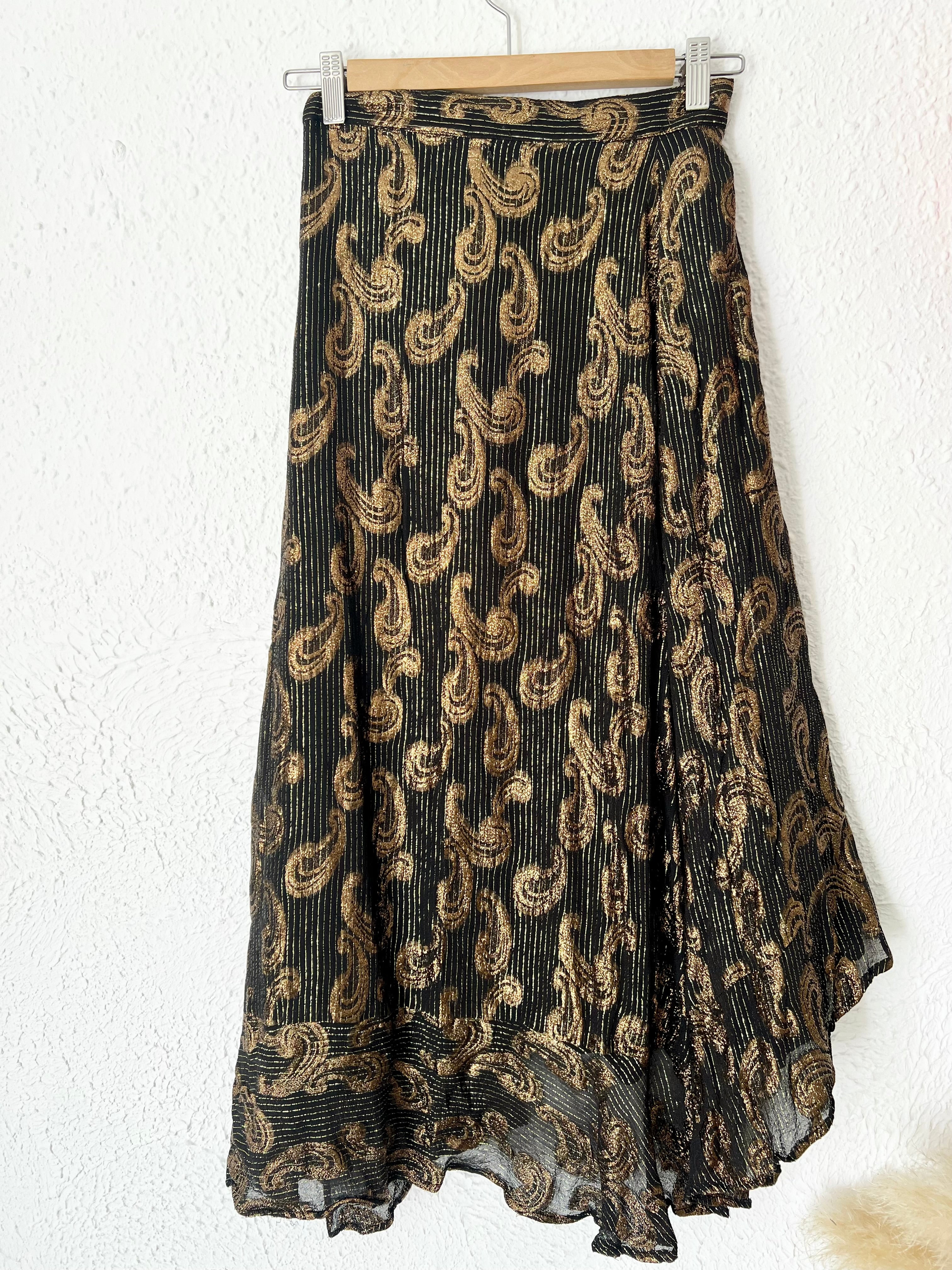Jupe portefeuille imprimée léopard noir et or SUNCOO – Taille 2