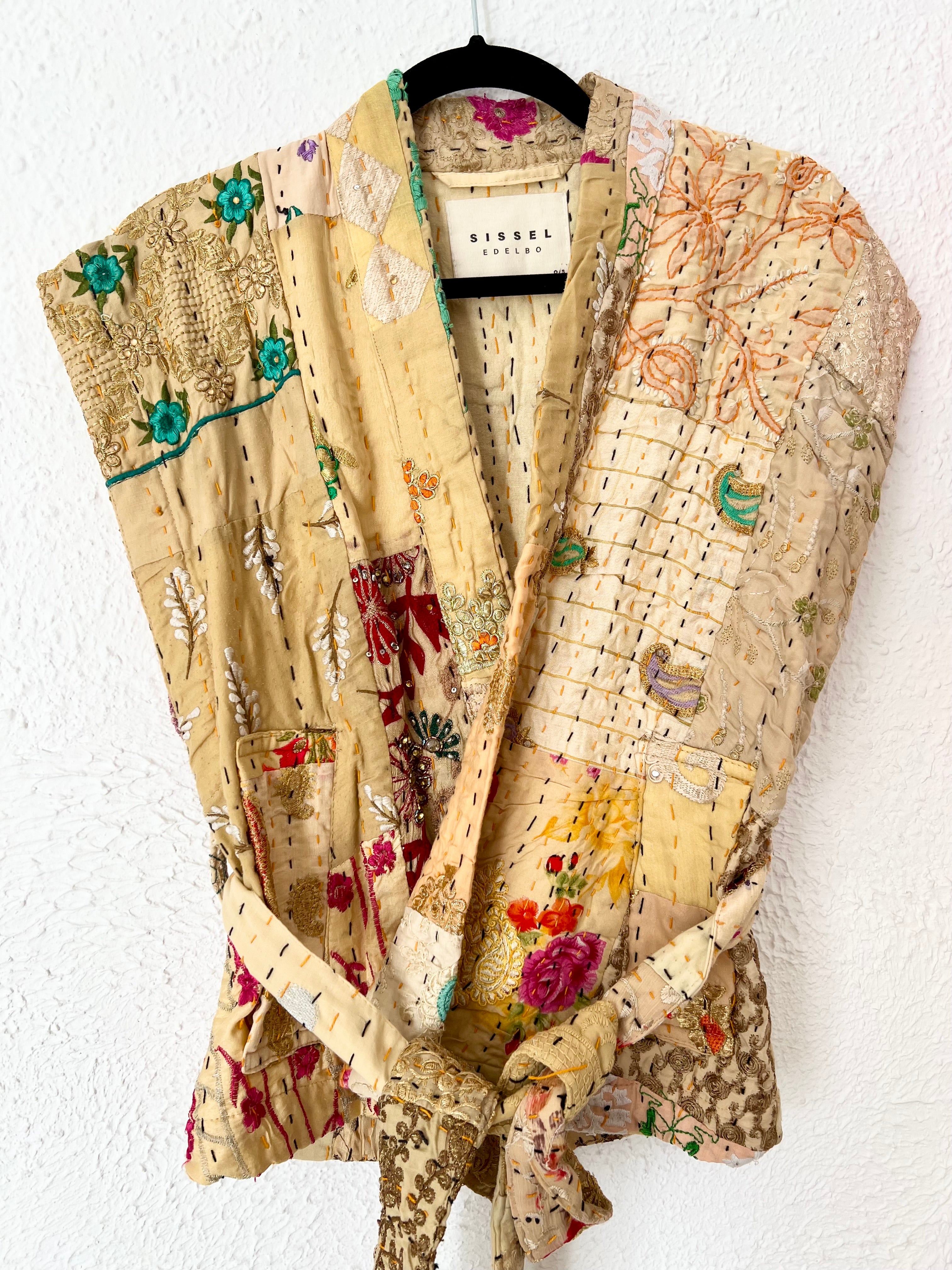 Veste kimono kantha upcyclée beige Sissel Edelbo – Taille unique