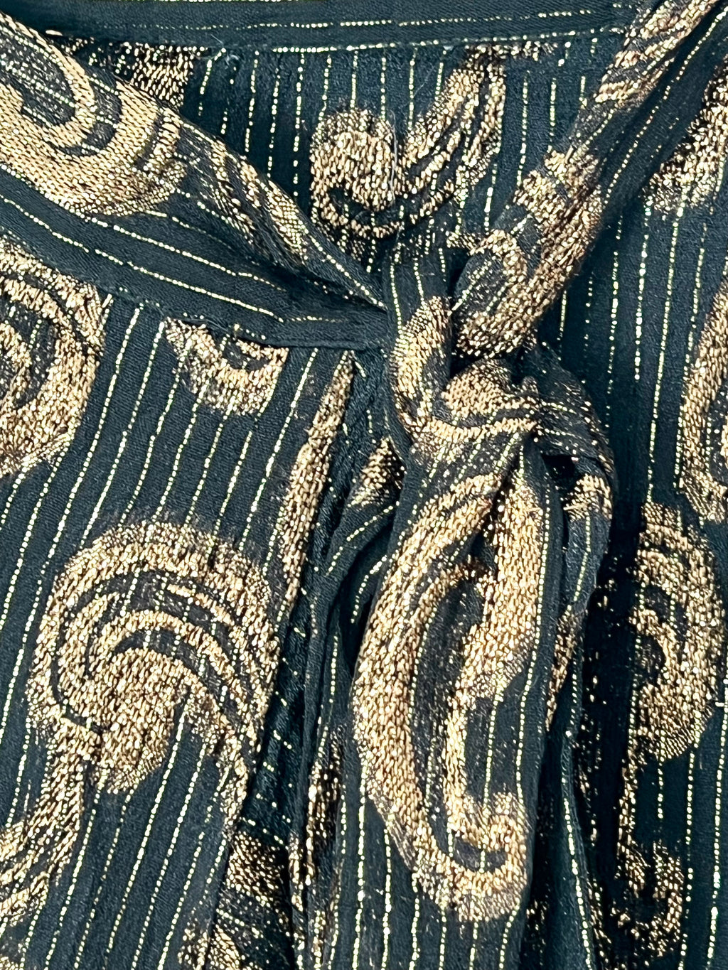 Jupe portefeuille imprimée léopard noir et or SUNCOO – Taille 2