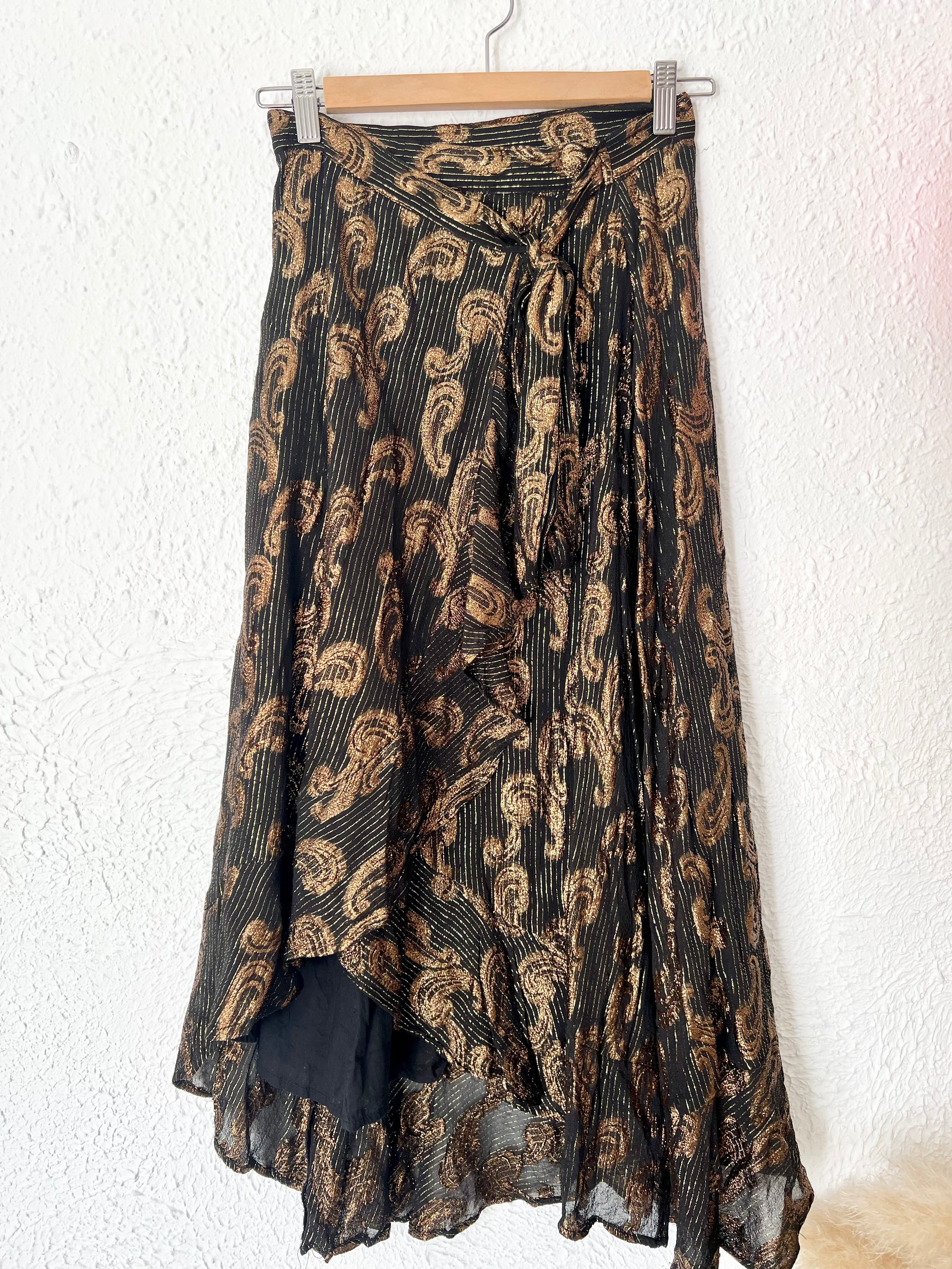 Jupe portefeuille imprimée léopard noir et or SUNCOO – Taille 2