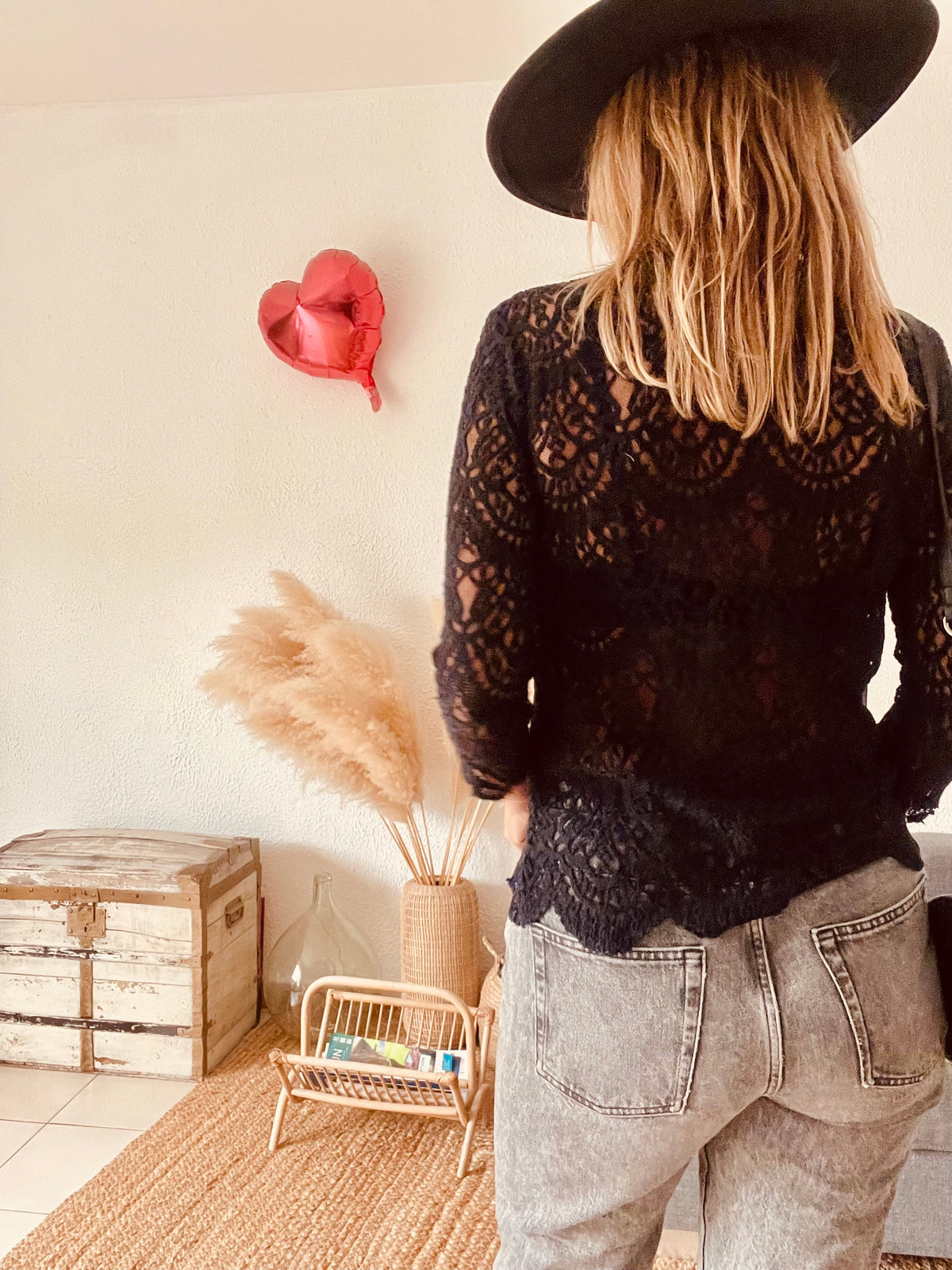 Blouse dentelle ajourée noire Zara