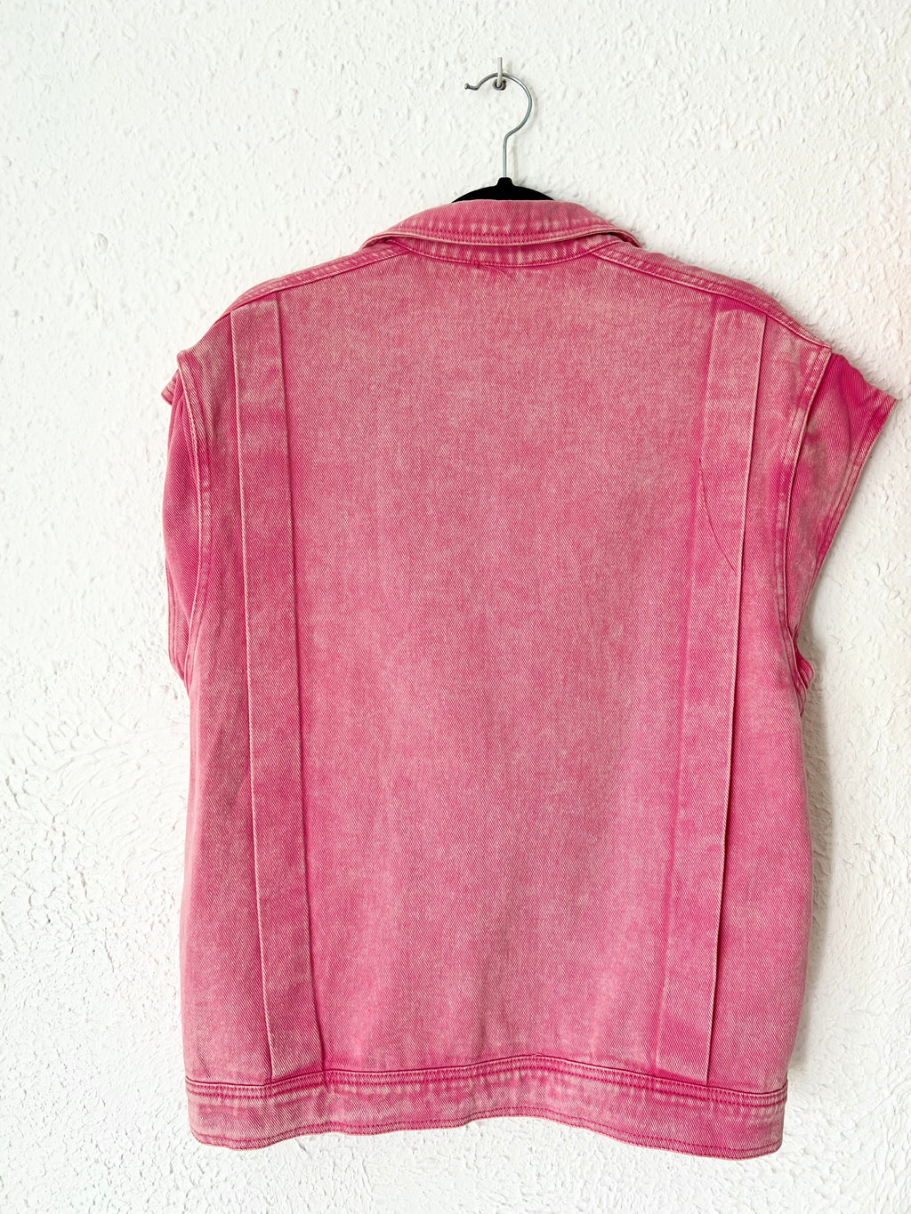 Titre : Gilet en jean rose délavé Ciminy Paris – Taille M
