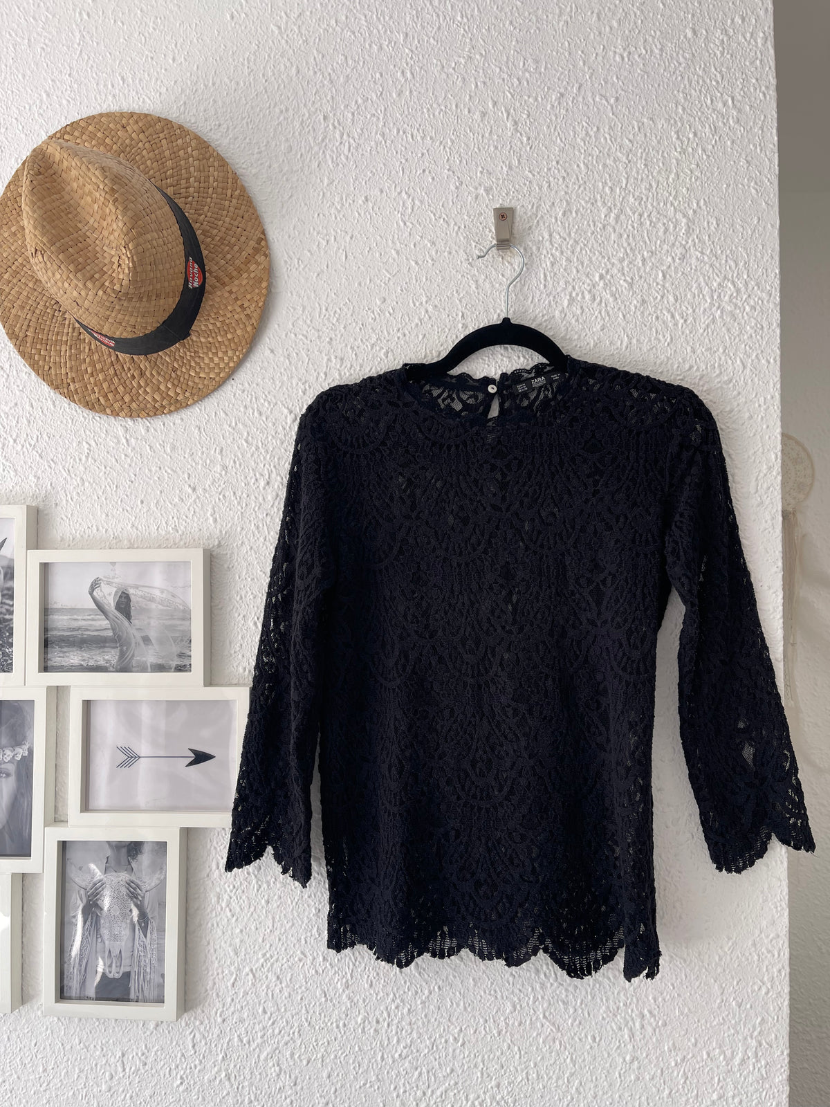 Blouse dentelle ajourée noire Zara