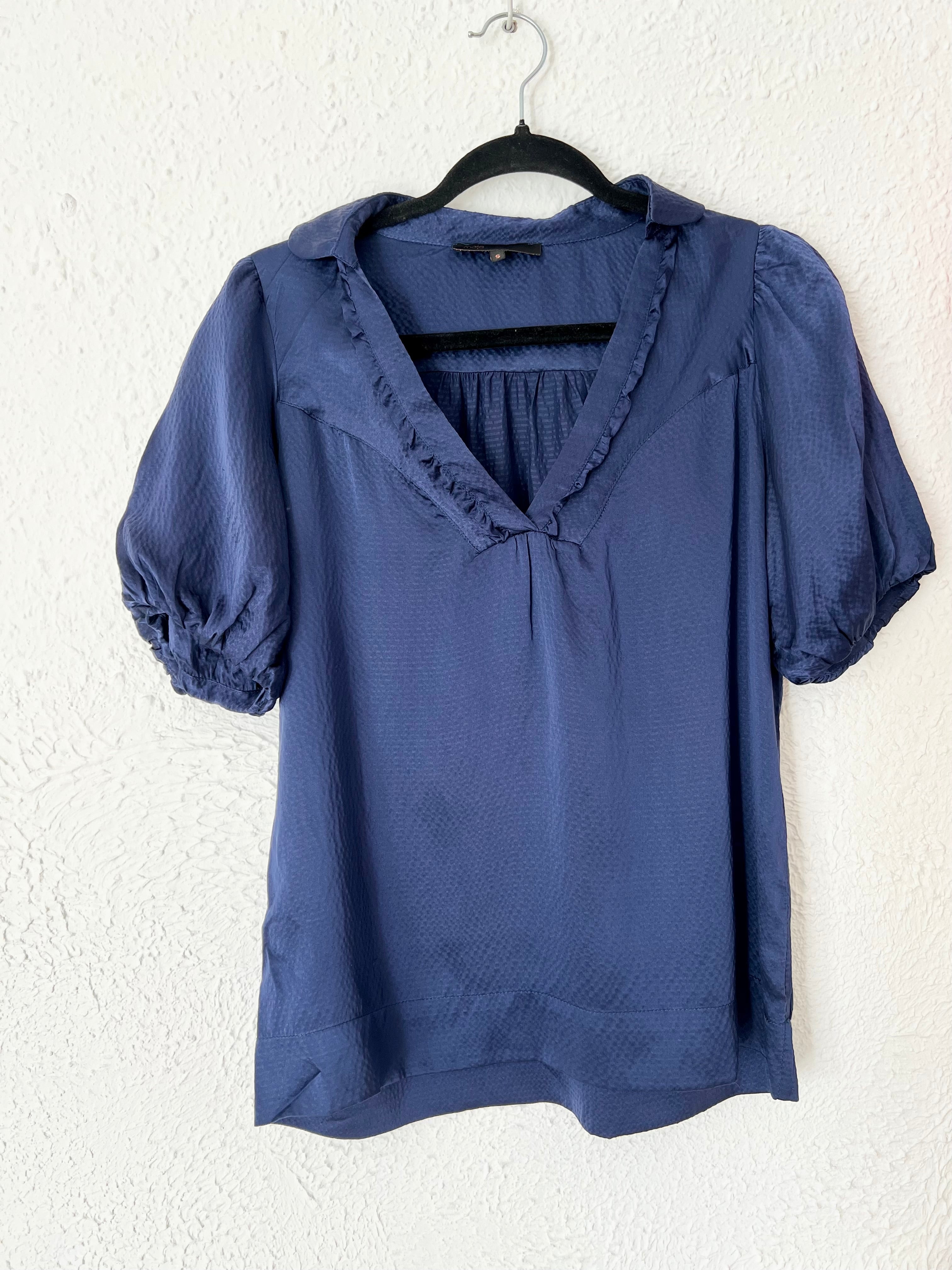 Blouse col V volant soie bleu marine Maje – Taille S