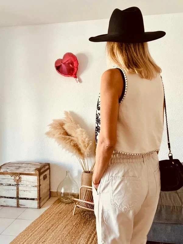 Gilet Zara broderies cord noir sur écru - taille M