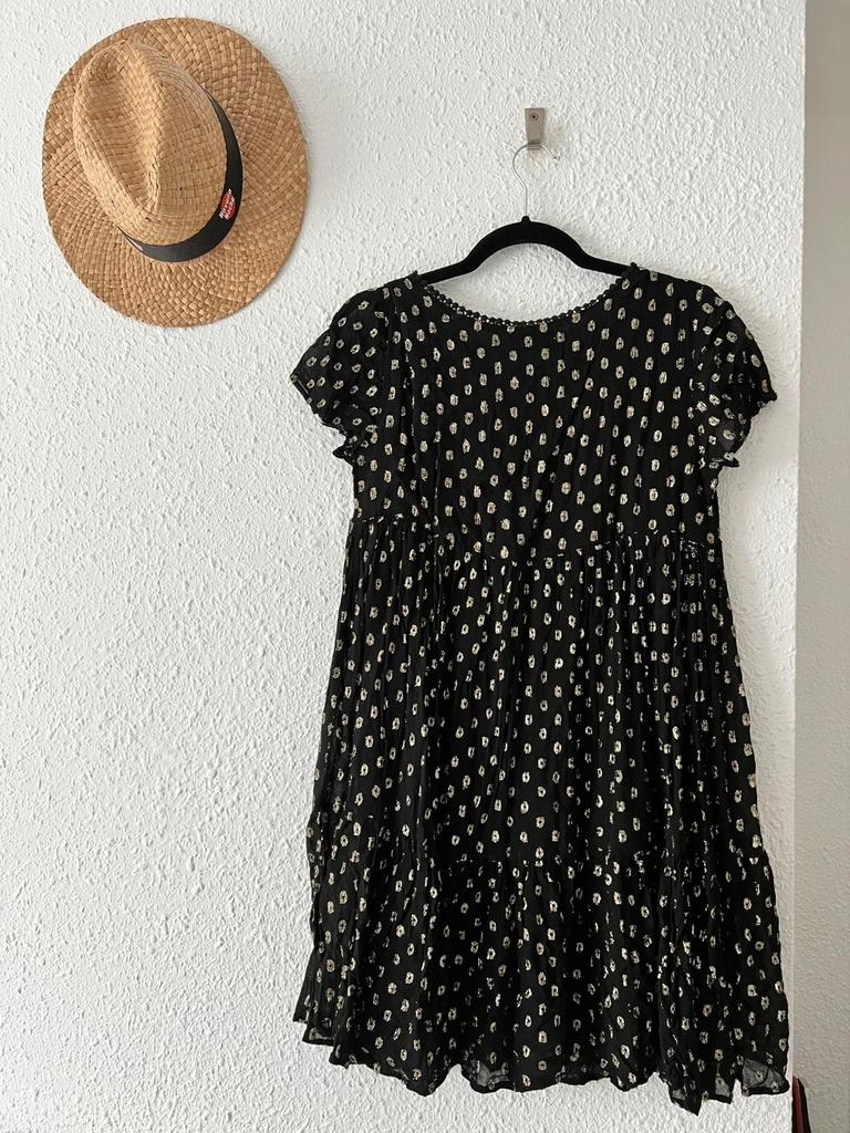 Robe Goa Paris Collection imprimé taches dorées fond noir - taille 38