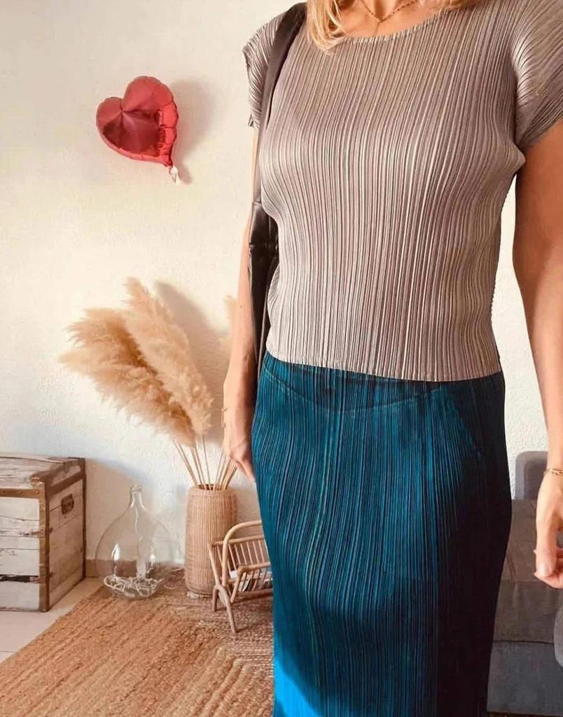 Jupe plissée bleue Pleats Please Issey Miyake – Taille 3/ 38