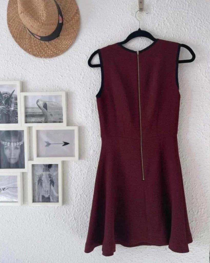 Robe skater bordeaux Sandro – Taille 36/38 -b-251031-4330